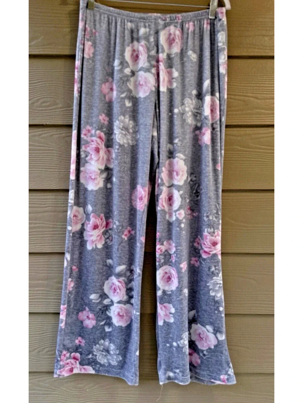 Laura Ashley Women's Gray Pink Floral Velvet Pajama Top & Pants Set 2pc